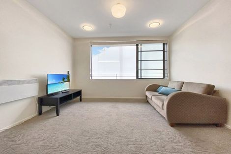 Photo of property in 202/3u Roxburgh Street, Mount Victoria, Wellington, 6011