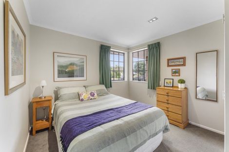 Photo of property in 5 Rongonui Street, Elderslea, Upper Hutt, 5018