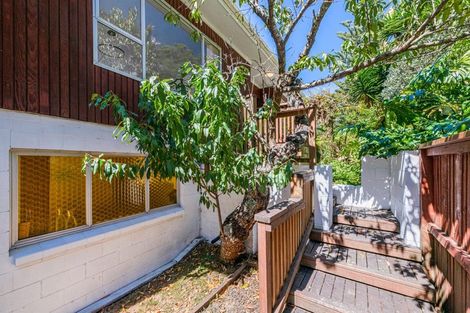 Photo of property in 318 Huia Road, Titirangi, Auckland, 0604