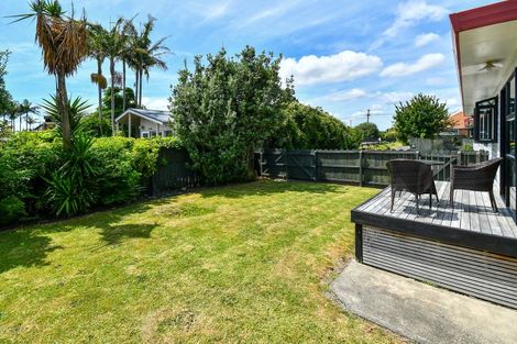 Photo of property in 13b Youngs Road, Papakura, 2110