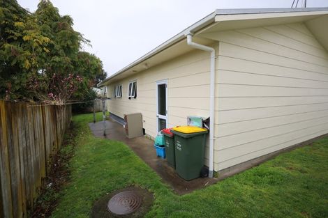 Photo of property in 16f Harris Street, Te Puke, 3119