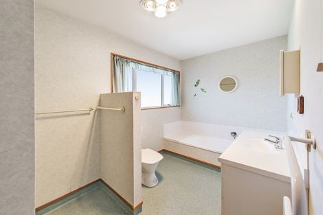 Photo of property in 6 Isaac Wilson Road, Kaiapoi, 7630