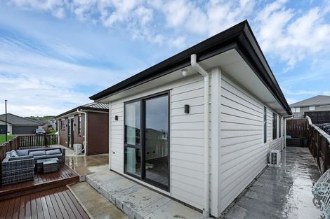 Photo of property in 5 Viv Green Place, Pokeno, 2402