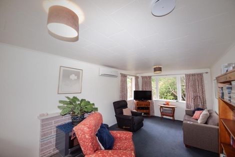 Photo of property in 11 Braemar Terrace, Johnsonville, Wellington, 6037