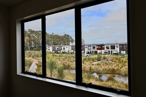 Photo of property in 11 John Gray Street, Papakura, 2110