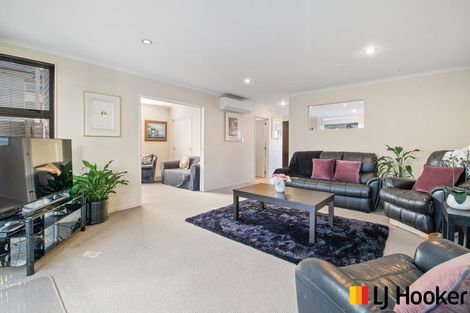 Photo of property in 30 Reins Road, Takanini, 2112