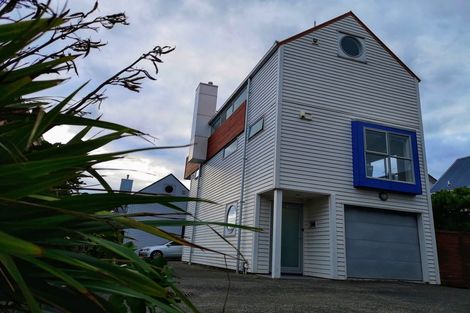 Photo of property in 63u2 Darlington Road, Miramar, Wellington, 6022