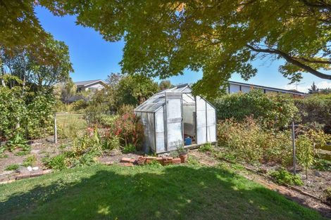 Photo of property in 20 Kinmont Crescent, Kinmont Park, Mosgiel, 9024