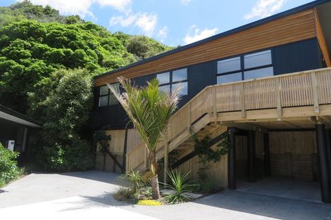 Photo of property in 16 Appleton Place, Karori, Wellington, 6012