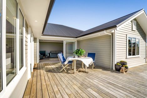 Photo of property in 1199 Egmont Road, Egmont Village, New Plymouth, 4372