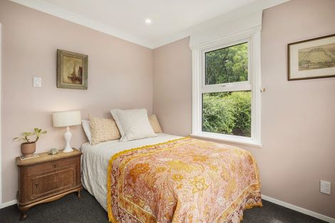 Photo of property in 28 Montgomery Avenue, Karori, Wellington, 6012