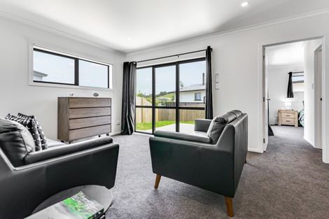 Photo of property in 28u2 Mckay Drive, Temple View, Hamilton, 3218