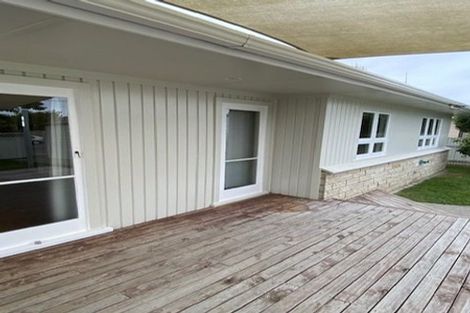 Photo of property in 11 Windsor Terrace, Taradale, Napier, 4112