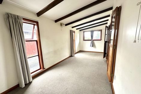 Photo of property in 7 Glenora Place, Hornby, Christchurch, 8042