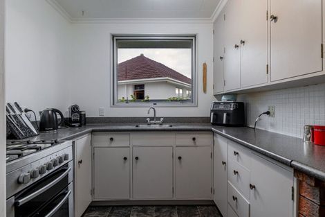 Photo of property in 1b Paisley Street, Awapuni, Palmerston North, 4412