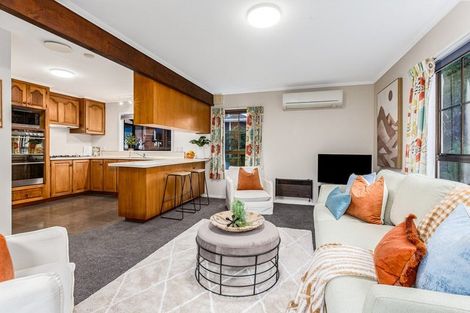 Photo of property in 31 Burbank Crescent, Churton Park, Wellington, 6037