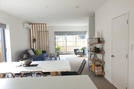 Photo of property in 7u8 Handyside Street, Tawa, Wellington, 5028