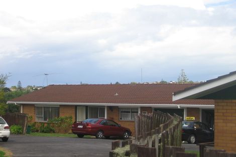 Photo of property in 30 Faith Bullock Place, New Lynn, Auckland, 0600