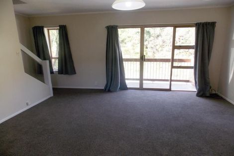 Photo of property in 1a Southern Cross Crescent, Island Bay, Wellington, 6023