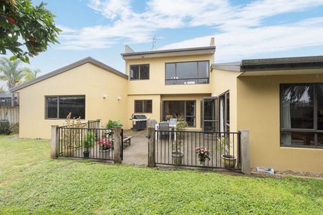 Photo of property in 16 Grasmere Court, Huntington, Hamilton, 3210