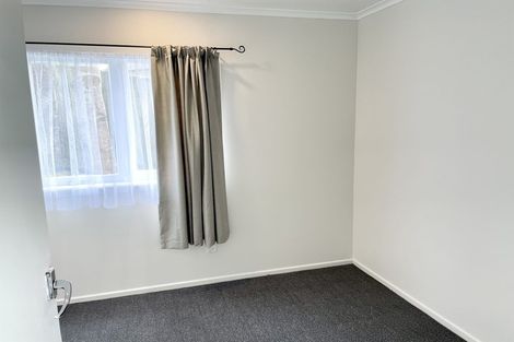 Photo of property in 28a Fruitvale Road, New Lynn, Auckland, 0600