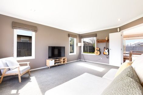 Photo of property in 7 Lilac Close, Cambridge, 3434