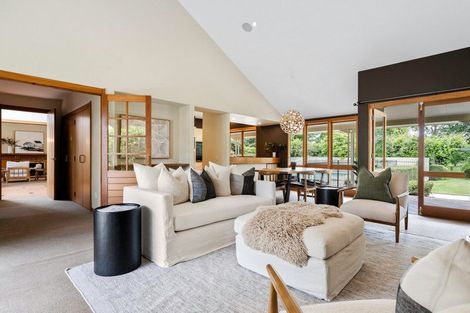 Photo of property in 131 Saint Andrews Road, Havelock North, 4130