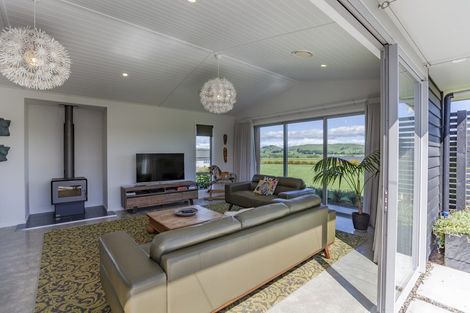 Photo of property in 211c Racecourse Road, Waipukurau, 4282