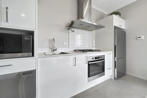 Photo of property in 24 Pukewhero Rise, Westgate, Auckland, 0614