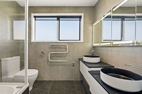 Photo of property in 3 Rehia Road, Massey, Auckland, 0614