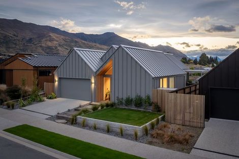 Photo of property in 7 Campbell Road, Wanaka, 9305