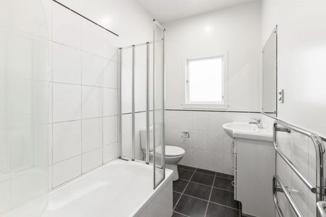 Photo of property in 20 Parliament Street, Thorndon, Wellington, 6011