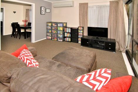 Photo of property in 74 Cortina Avenue, Johnsonville, Wellington, 6037