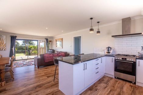 Photo of property in 35 Gawler Street, Te Horo Beach, Otaki, 5581