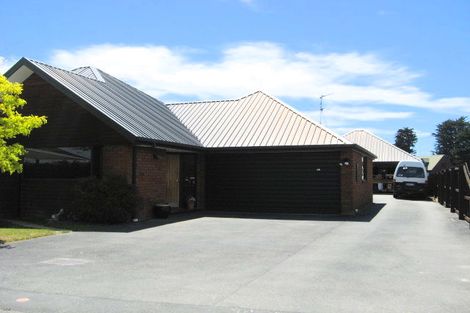 Photo of property in 18 Waitikiri Drive, Parklands, Christchurch, 8083