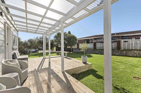 Photo of property in 19 Tuahu Place, Waitara, 4320