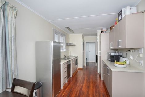 Photo of property in 14 Racecourse Avenue, Marton, 4710