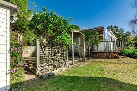 Photo of property in 38 Hicks Crescent, Waikanae Beach, Waikanae, 5036