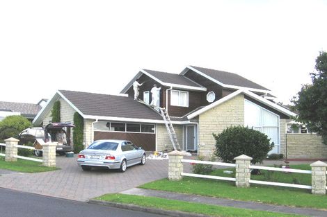 Photo of property in 51 Simmental Crescent, Somerville, Auckland, 2014