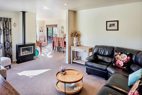 Photo of property in 26 Musket Lane, Whitby, Porirua, 5024