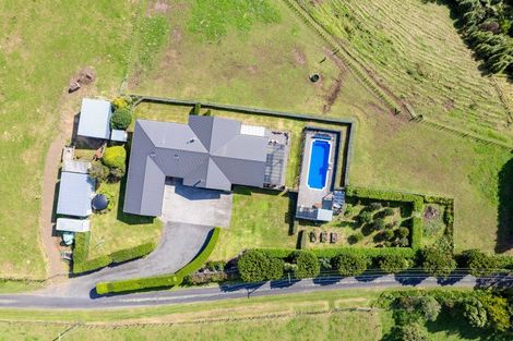 Photo of property in 51 Wilson Road, Urenui, 4375