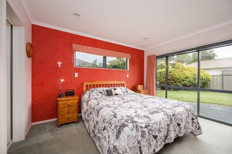 Photo of property in 10 Forbury Way, Taradale, Napier, 4112
