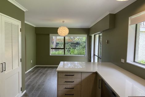 Photo of property in 28a Rewarewa Crescent, Waikanae, 5036