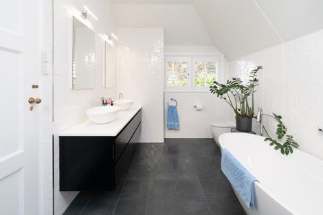 Photo of property in 49 Messines Road, Karori, Wellington, 6012