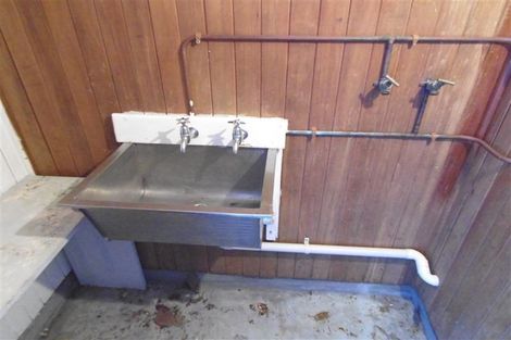 Photo of property in 27 Bulteel Street, New Plymouth, 4310