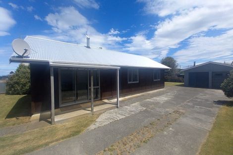 Photo of property in 3 Clifden Highway, Tuatapere, 9620