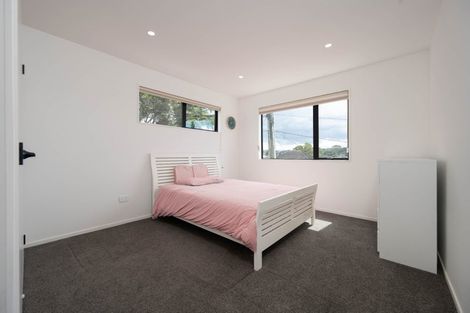 Photo of property in 6a Raeben Avenue, Hillcrest, Auckland, 0627