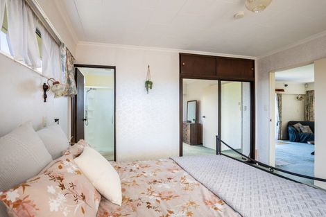 Photo of property in 10 Camellia Avenue, Bell Block, New Plymouth, 4312