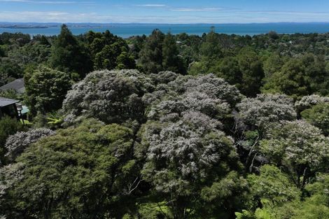 Photo of property in 14 Scenic Drive, Titirangi, Auckland, 0604