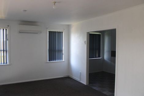 Photo of property in 1 Daniel Avenue, Mangere East, Auckland, 2024